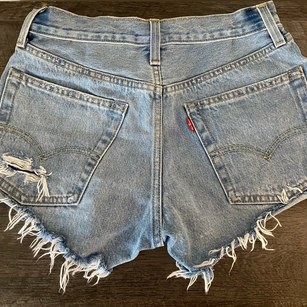 Levi’s 501 - Picture 2 of 2